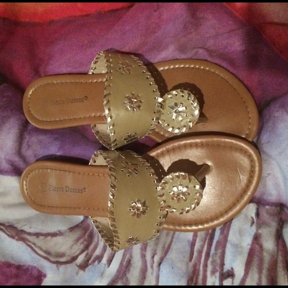 Pierre Dumas Shoes - Jack Rogers look-a-like sandals