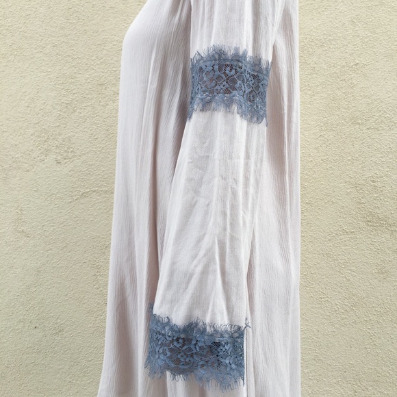 Lace Shift Dress - Picture 4 of 4