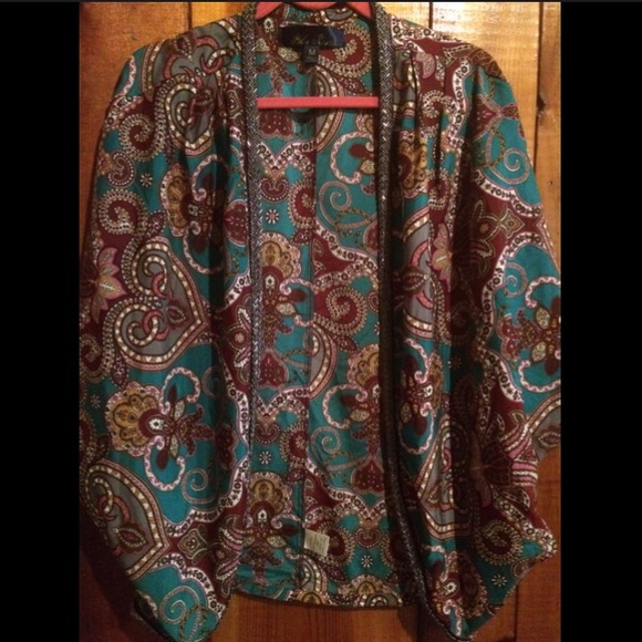 Tops - Floral kimono