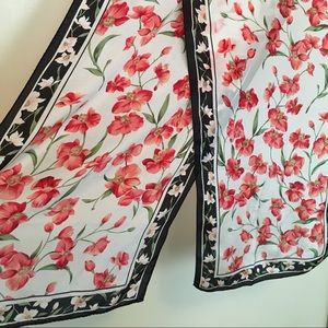 Oblong floral silk scarf vintage Oblong floral silk scarf vintage