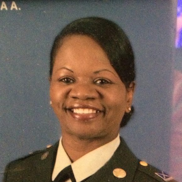 Meet your Posher, Patricia