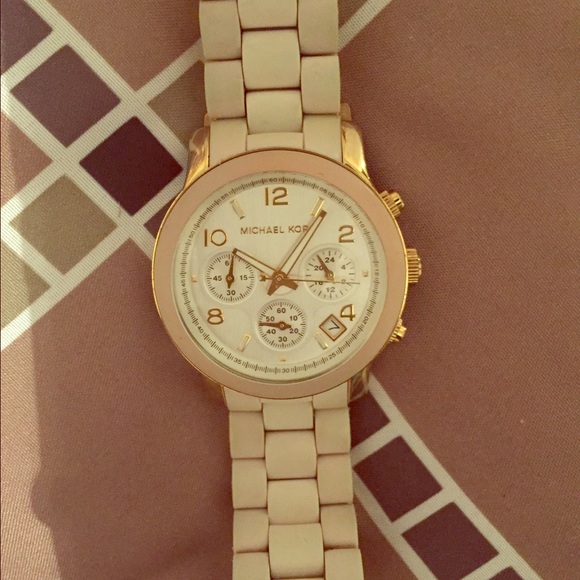 MICHAEL KORS
 White Polyurethane Watch
