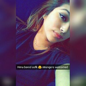 Meet your Posher, Vanessa