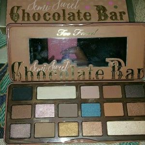 NWB SEMI SWEET TOO FACED PALLET