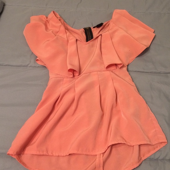 Salmon/pink flouncy shirt