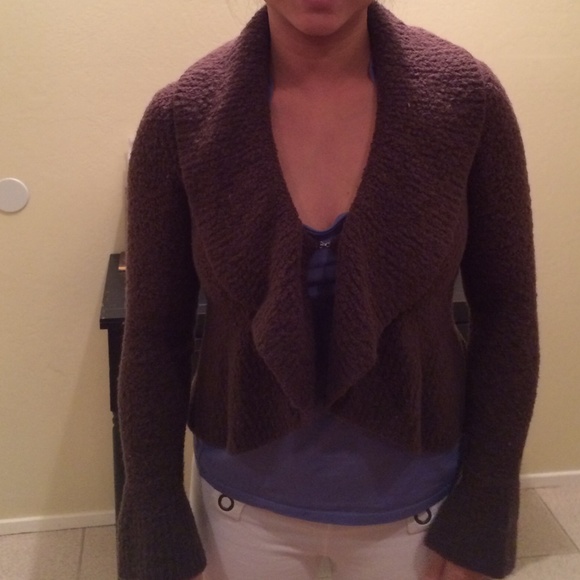 VS' Moda International Cardigan - Picture 2 of 3