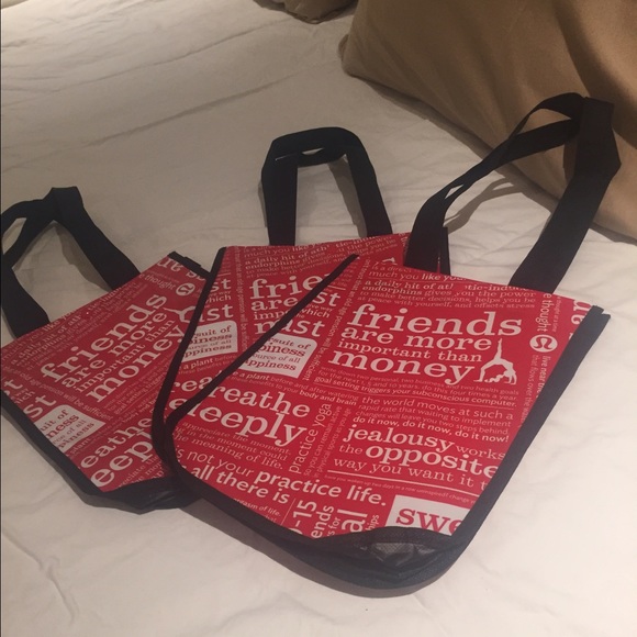 3 Lululemon bags $9 for all of 3 bags size medium
