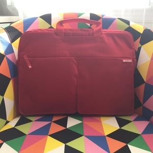 Red Incase 15" computer bag