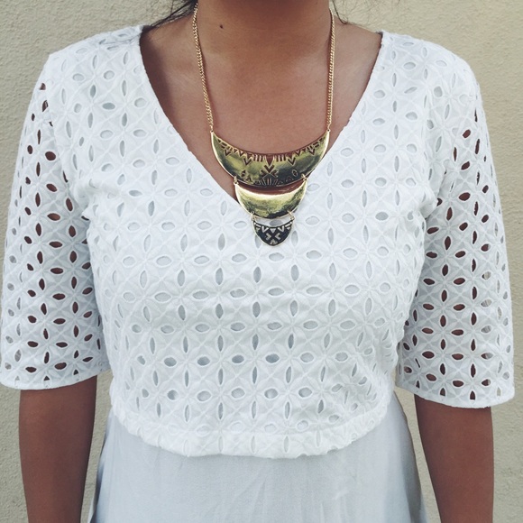 White Top - Picture 2 of 3