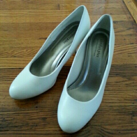 Comfort Plus White Pumps