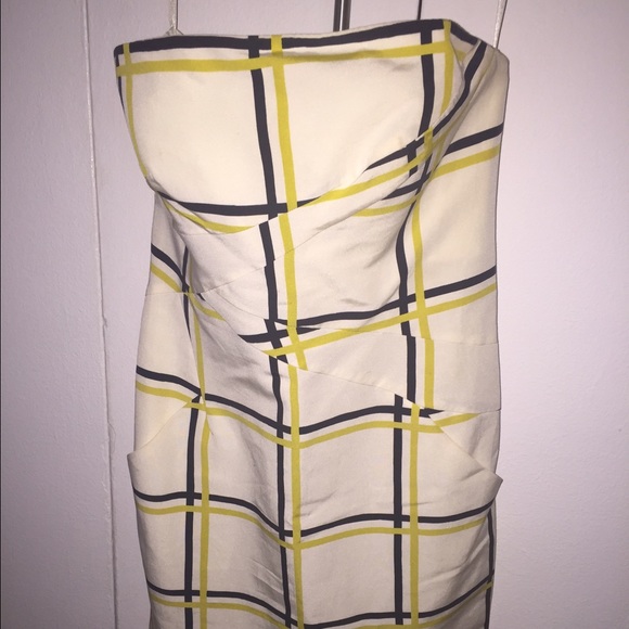 Reisa Strapless Dress with Pockets, size 6