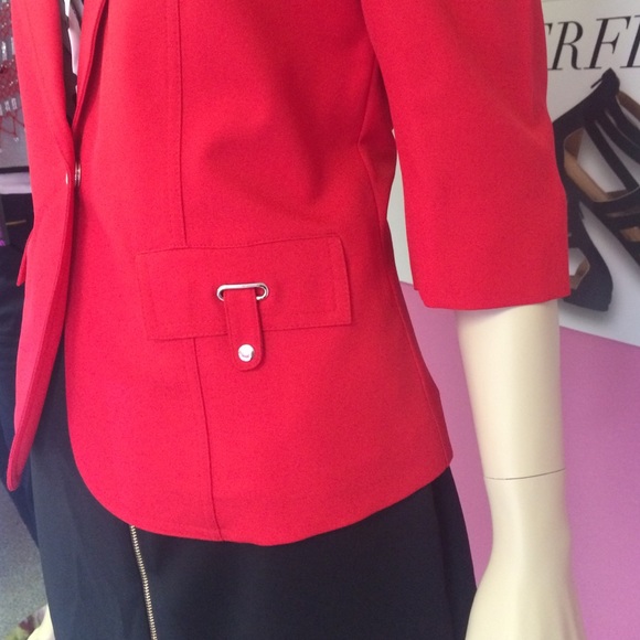 Red blazer - Picture 3 of 4