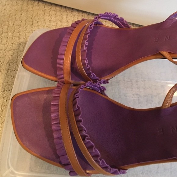 NW Celine purple ruffle tan leather sandal heels - Picture 2 of 4