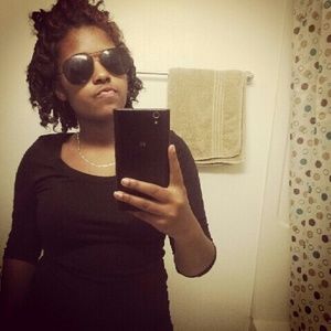 Meet your Posher, Dawnyel