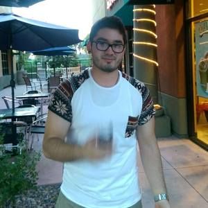 Meet your Posher, Dominic