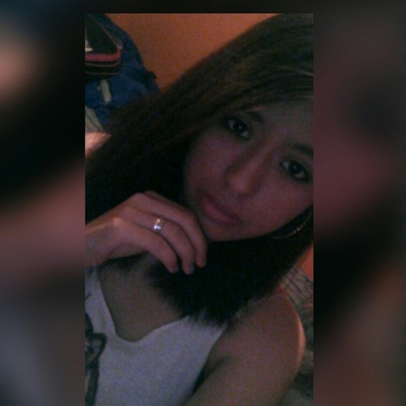 Meet your Posher, Alma - Picture 1 of 1