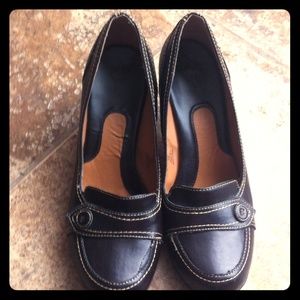 Brown Jaclyn Smith Pumps