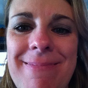 Meet your Posher, Carrie