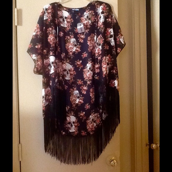 Rose skull kimono