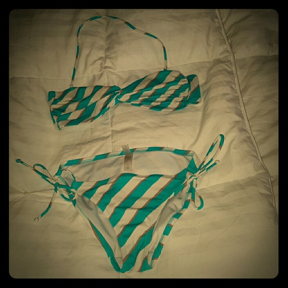VS bikini