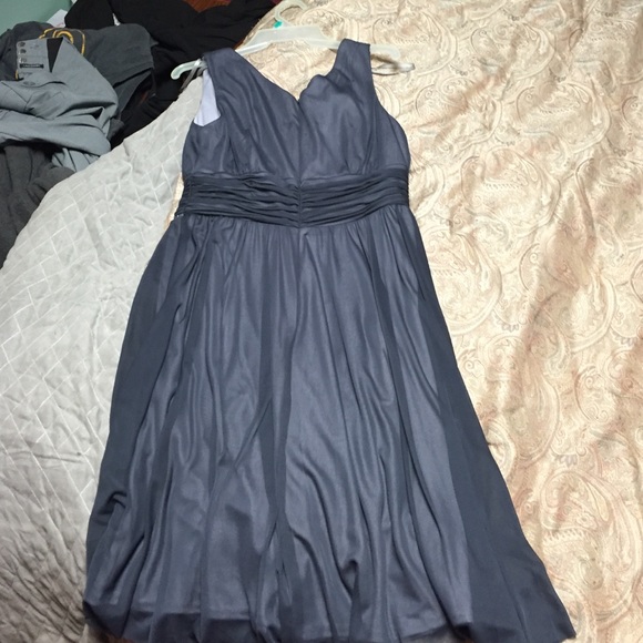 Grey dress - Picture 4 of 4