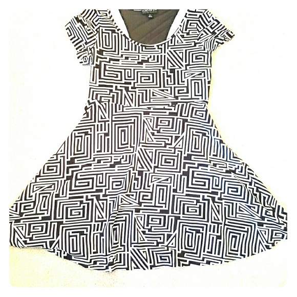 Scoop neck skater skirt dress