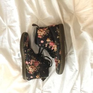 Floral canvas Doc Martens
