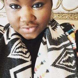 Meet your Posher, Gladys