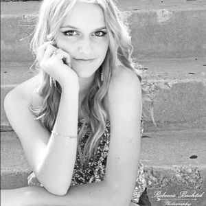 Meet your Posher, Mel