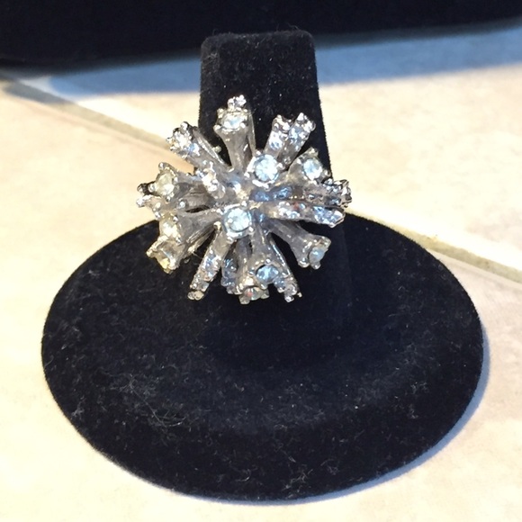 Cocktail Sparkly Ring