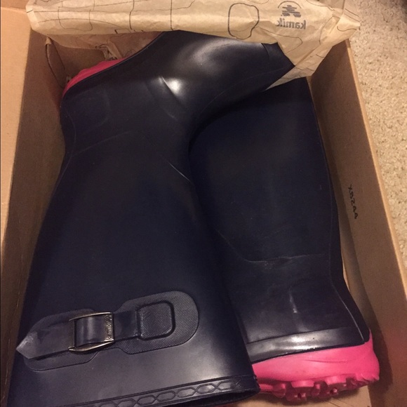 Kamik Rainboots - Picture 3 of 4