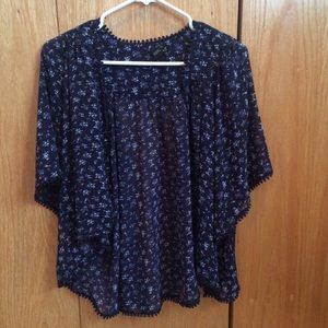 Navy blue floral kimono