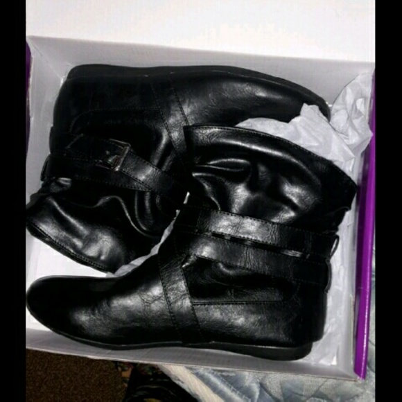 Rampage Boots