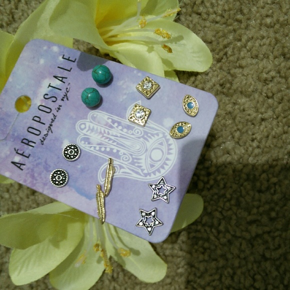 6 pack Aeropostale  earrings