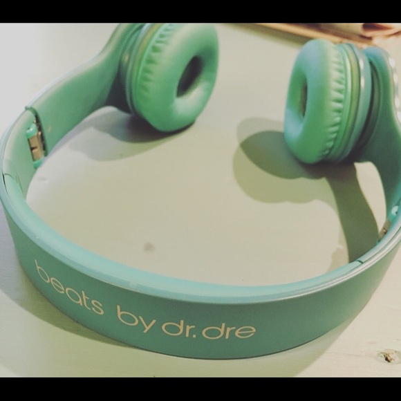 Beats Solo HD On-Ear Headphone - Teal - Picture 3 of 3