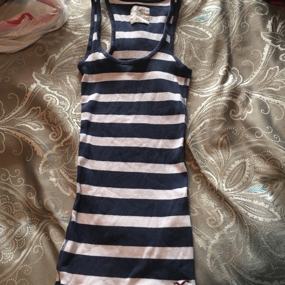 Hollister tank