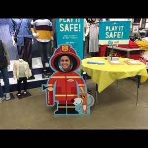 Meet your Posher, Chloe