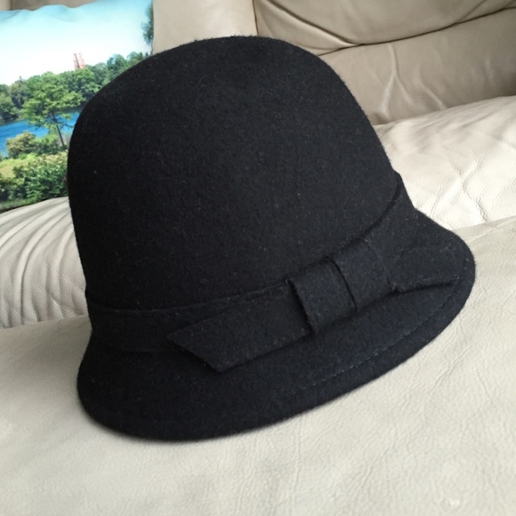 Retro 20s Cloche Hat