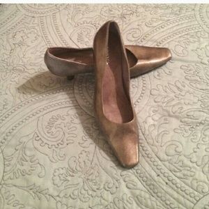 Aerosols Croc Pumps Bronze