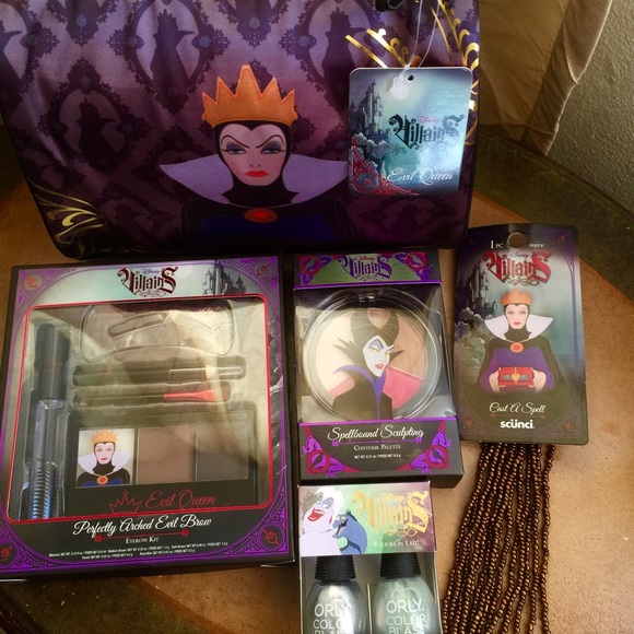 💢SOLD💢 Disney villains gift set
