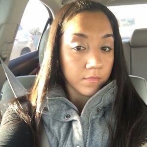 Meet your Posher, Candice