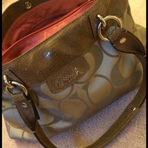 Coach Penelope Signature Handbag