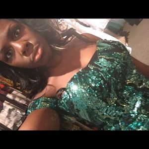 Meet your Posher, Gloria