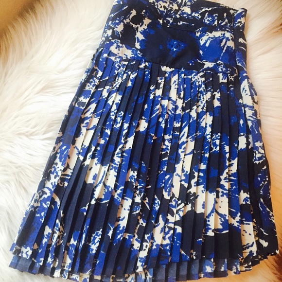Piperlime Collection Blue Drop Waist Pleated Mini Skirt - Picture 3 of 3