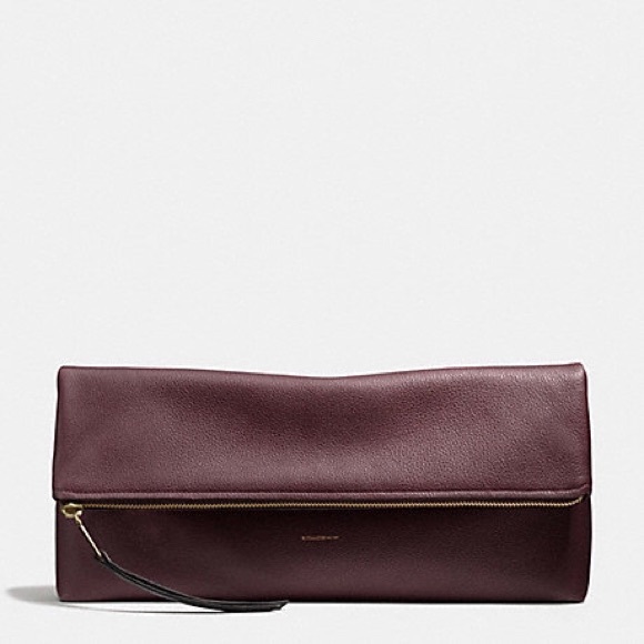 Coach Handbags - NWT Coach Clutchable Clutch Oxblood