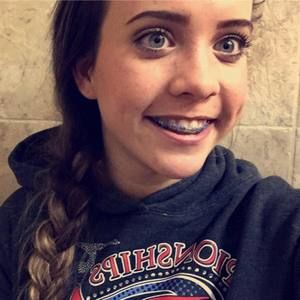 Meet your Posher, Michaela