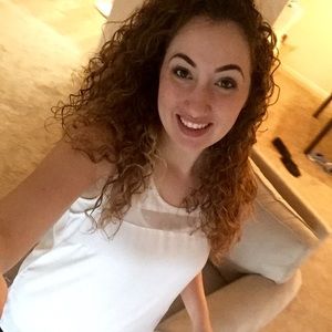 Meet your Posher, Casey