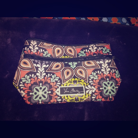 EUC Vera Bradley Sierra Lighten Up Cosmetic