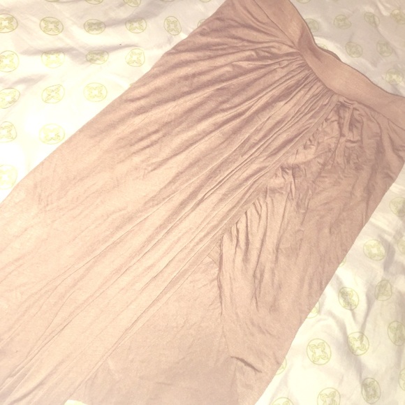 maxi skirt open from one leg