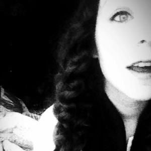 Meet your Posher, Chloe